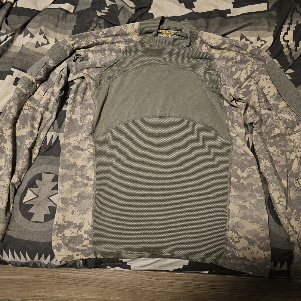 Men's Camouflage Long Sleeve Shirt